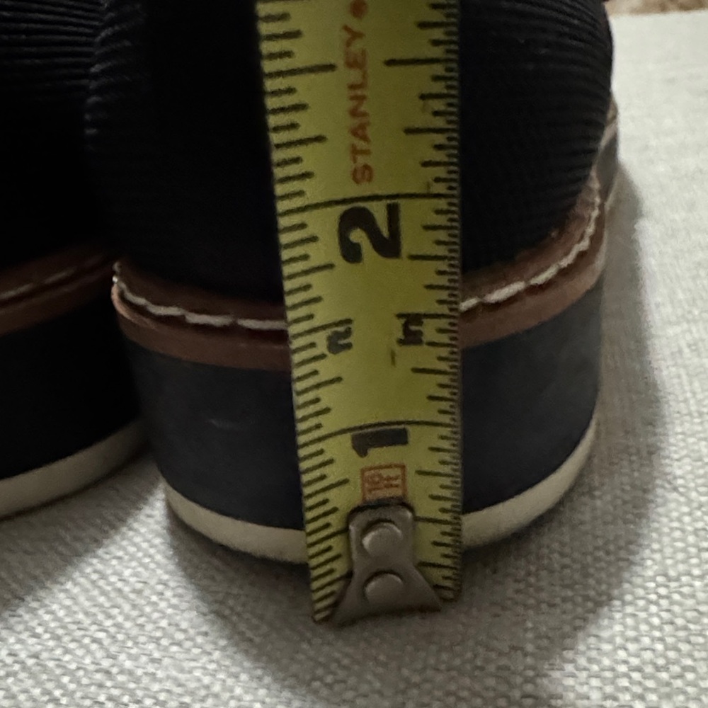 Like New-Me Too brand “Barrett” Mesh Loafers-Sz 8-Black-Elevated Cushioned Heel - Picture 15 of 16